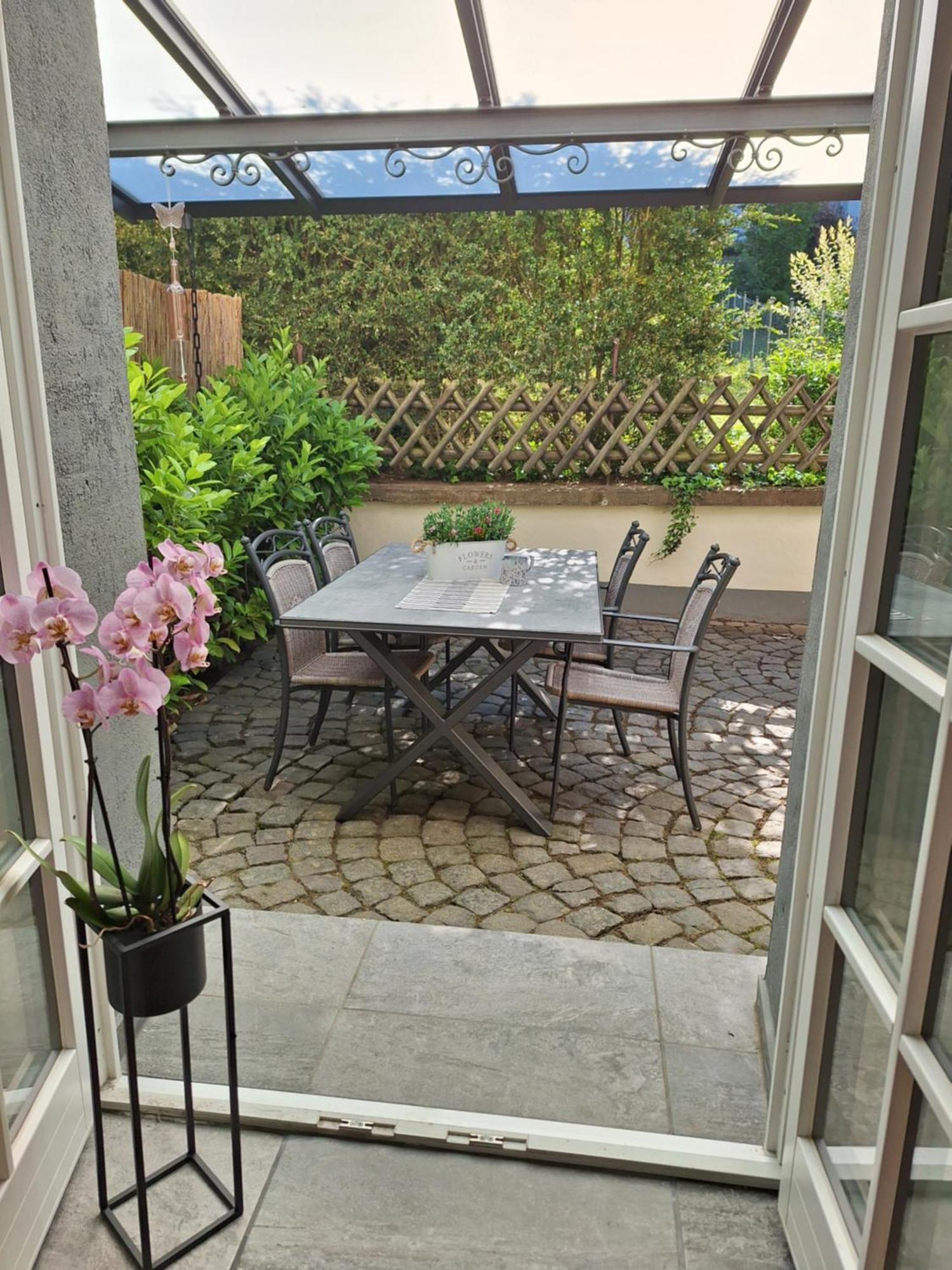 Apartamento Moselperle- Urlaub Im Historischen Fachwerkhaeuschen Bullay Exterior foto